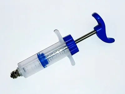 Jeringa de mano 20 ml., en acrílico TPX s/reg.