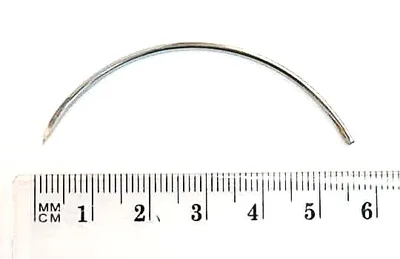 Aguja sutura 3/8 S.T. KRUUSE 70 mm. c/u